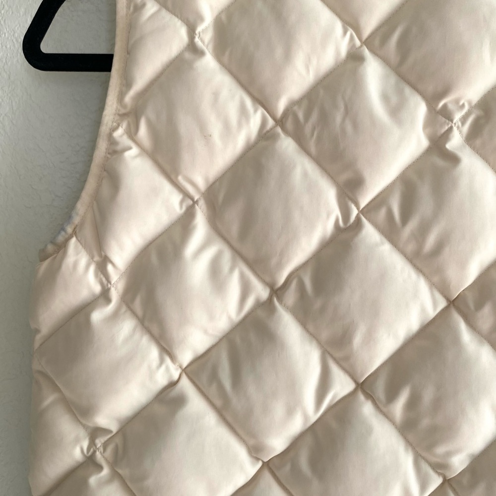 J CREW Womens SZ XSMALL Cream White Quilted Vest - Picture 6 of 11